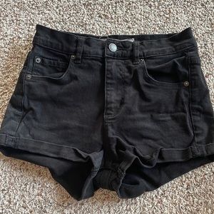 Super cute black shorts